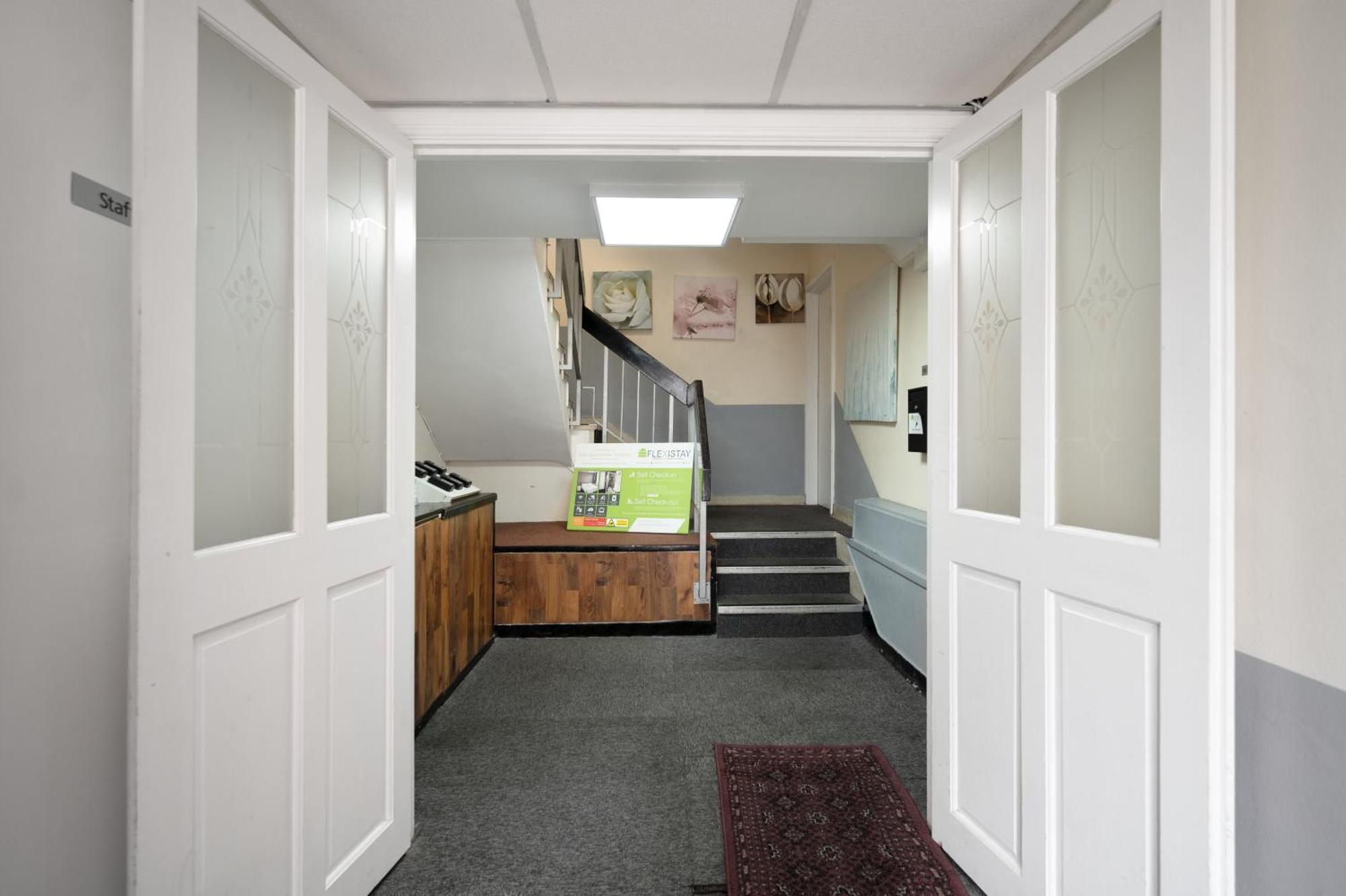 Flexistay Tulsi Aparthotel Croydon Luaran gambar