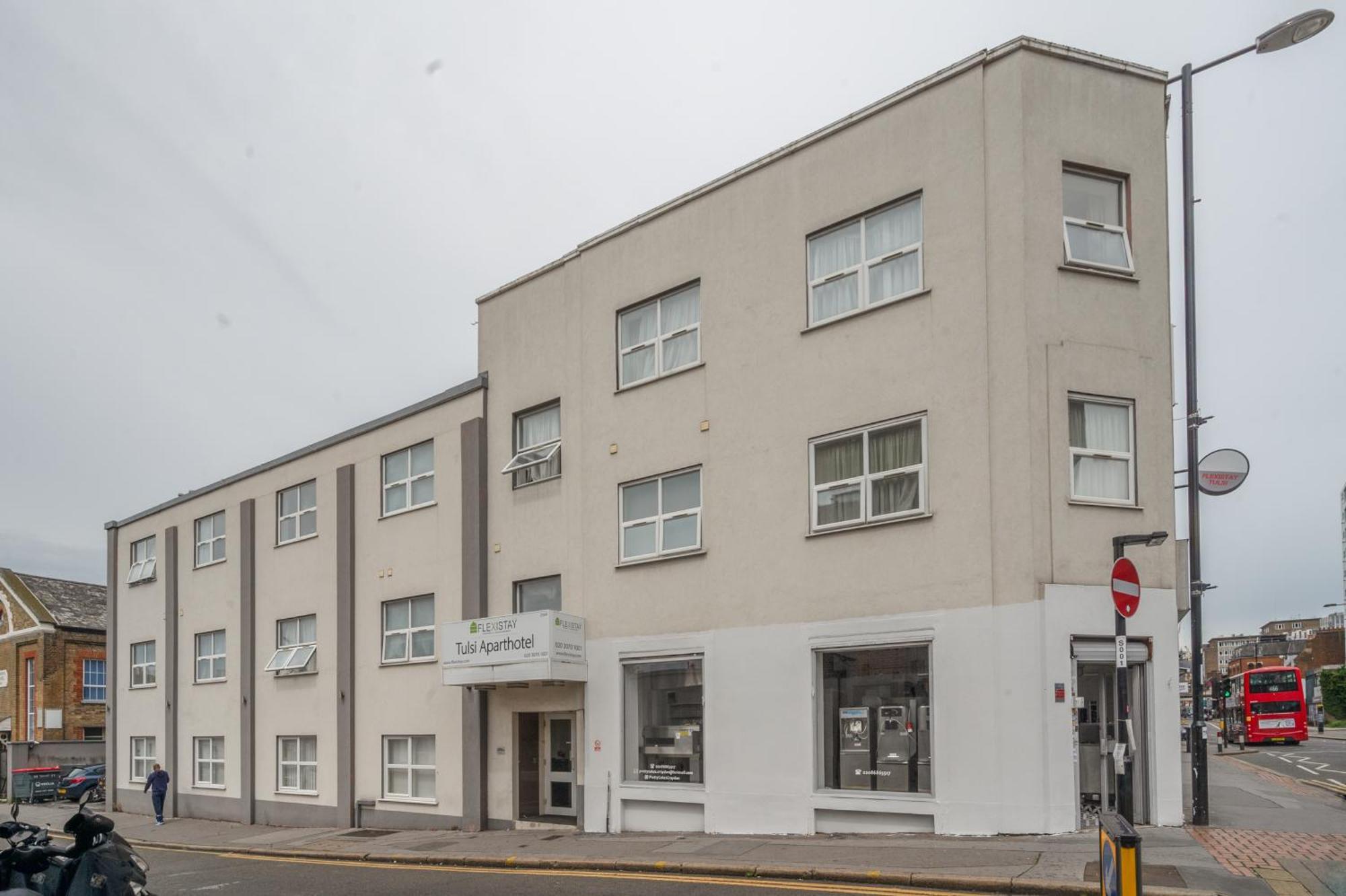 Flexistay Tulsi Aparthotel Croydon Luaran gambar
