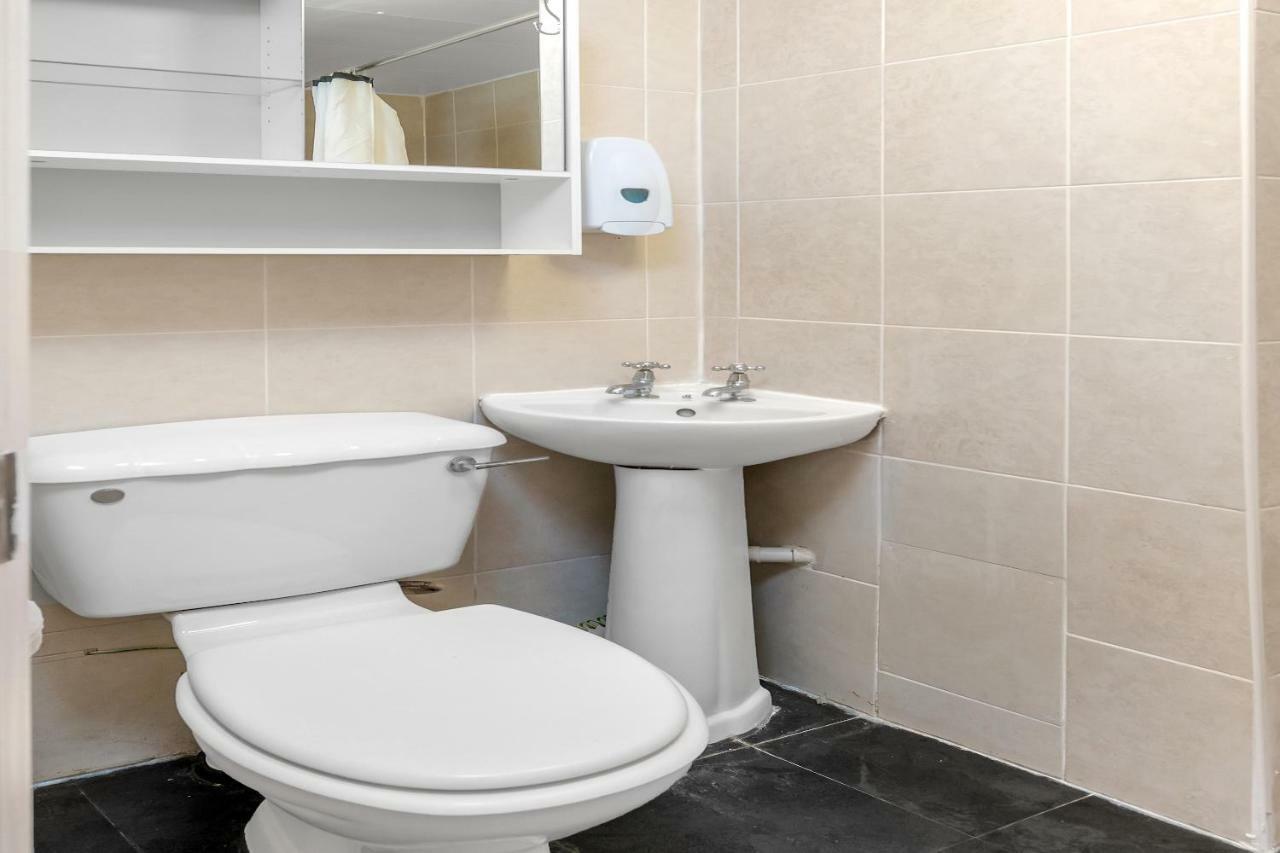 Flexistay Tulsi Aparthotel Croydon Luaran gambar